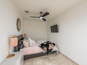 1505  Elm Street  404, Dallas Texas 75201