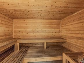 1505  Elm Street  404, Dallas Texas 75201