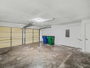 125  Roundtree Drive , Crowley Texas 76036