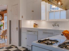 2519 W 10th Street , Dallas Texas 75211