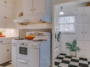 2519 W 10th Street , Dallas Texas 75211