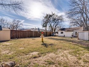 650  Pleasant Oaks Drive , Dallas Texas 75217