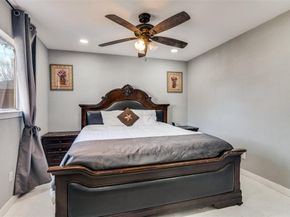 650  Pleasant Oaks Drive , Dallas Texas 75217