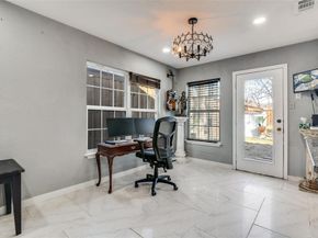 650  Pleasant Oaks Drive , Dallas Texas 75217