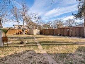 650  Pleasant Oaks Drive , Dallas Texas 75217