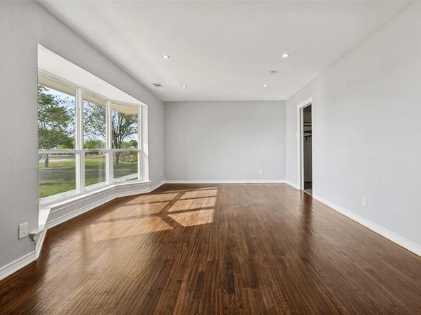2917  Hickox Road , Rowlett Texas 75089