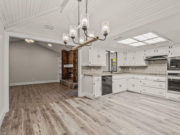 325  Kimberly Drive , Mesquite Texas 75149