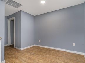 4621  Owenwood Avenue , Dallas Texas 75223