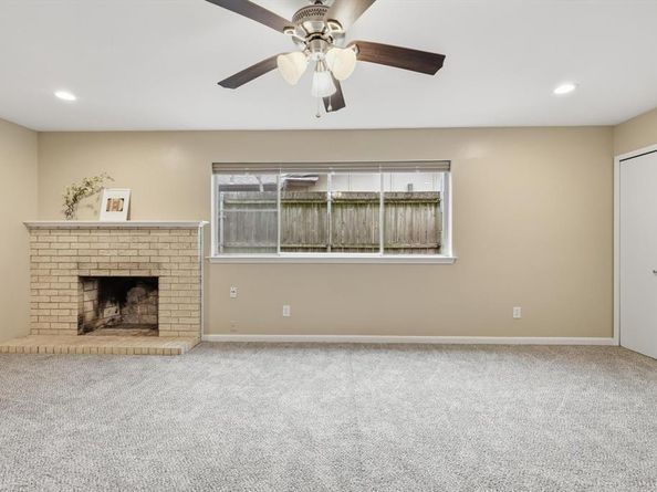 2804  Hollywood Drive , Arlington Texas 76013