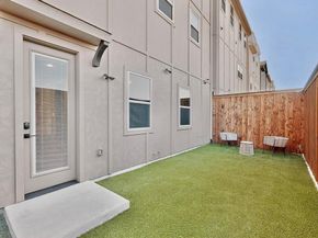 2557  Carmelita Street , Dallas Texas 75212