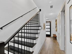 2557  Carmelita Street , Dallas Texas 75212