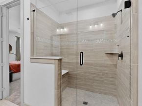 2557  Carmelita Street , Dallas Texas 75212
