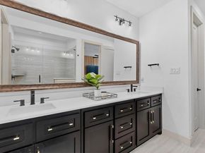 2557  Carmelita Street , Dallas Texas 75212