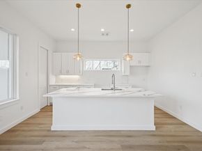 1633 E Tucker Street , Fort Worth Texas 76104