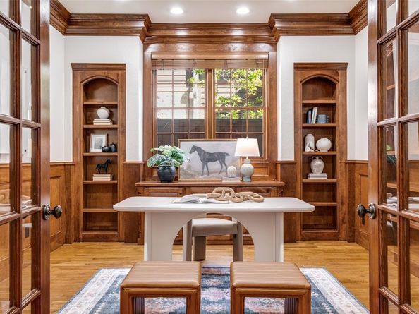 7908  Hanover Street , Dallas Texas 75225