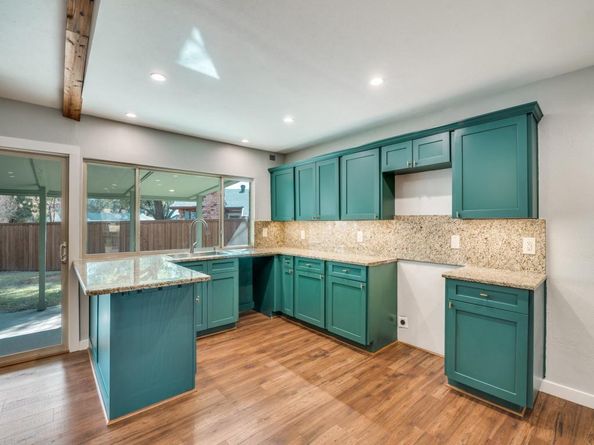 3502  Vista Oaks Drive , Garland Texas 75043