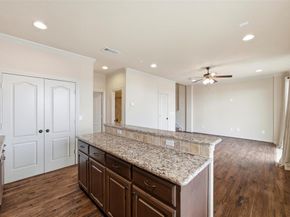 563  Rockingham Drive , Irving Texas 75063