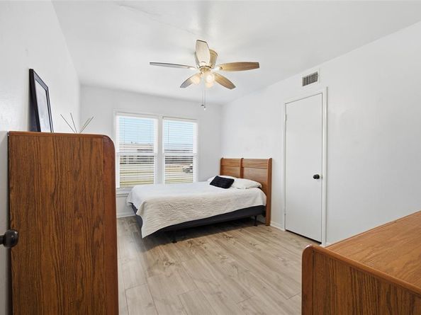 5025  Stephanie Drive , Haltom City Texas 76117