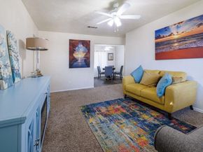 1723  Alhambra Street , Dallas Texas 75217