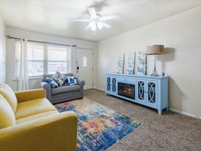 1723  Alhambra Street , Dallas Texas 75217