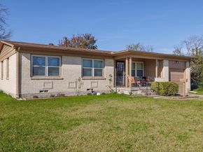 1723  Alhambra Street , Dallas Texas 75217