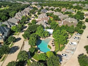 1121  Burnett Drive , Lantana Texas 76226