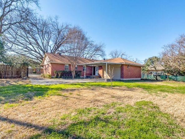 1918  Patricia Lane , Garland Texas 75042