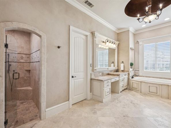 6900  Sir Spencer Court , Colleyville Texas 76034