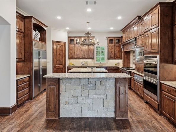 6900  Sir Spencer Court , Colleyville Texas 76034