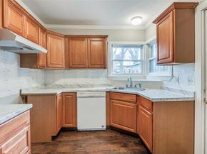 2629  Bowling Green Avenue , Dallas Texas 75216