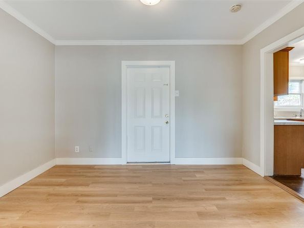 2629  Bowling Green Avenue , Dallas Texas 75216