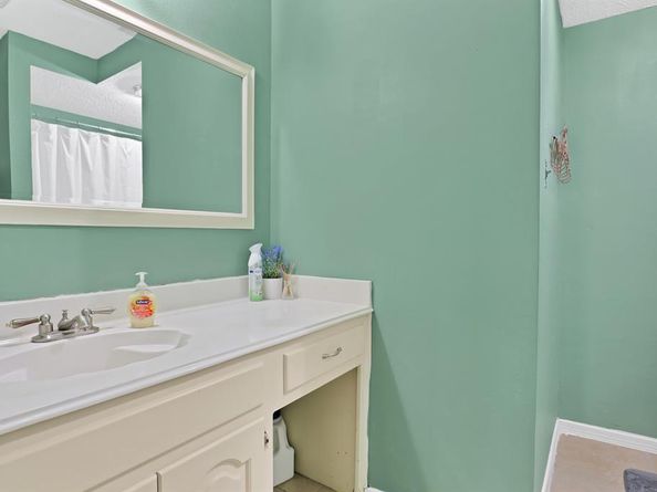 940  Western Trail , Keller Texas 76248