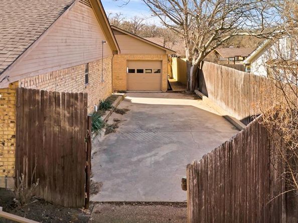 940  Western Trail , Keller Texas 76248