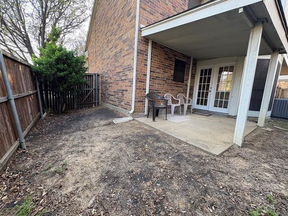 500  Button Willow Court , Irving Texas 75063