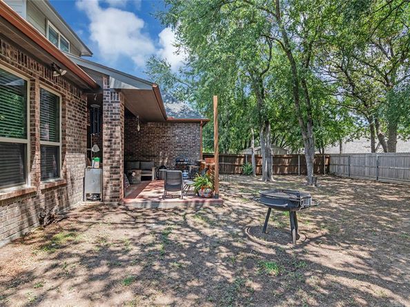 1532  Sea Breeze Lane , Azle Texas 76020