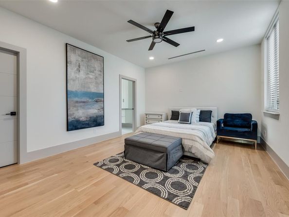 4528 W Amherst Avenue , Dallas Texas 75209