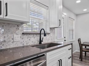 507  Parker Circle , Garland Texas 75040