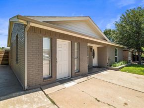 507  Parker Circle , Garland Texas 75040