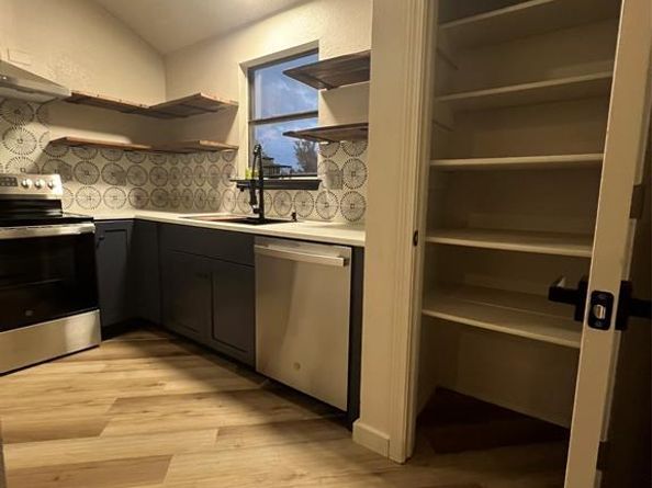 1312  Jasmine Drive , Lewisville Texas 75077