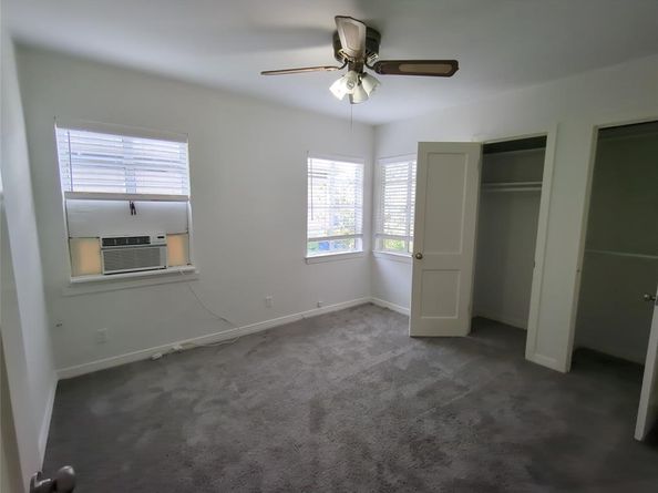 1449  Nash Street , Garland Texas 75042