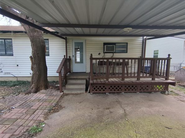 1449  Nash Street , Garland Texas 75042