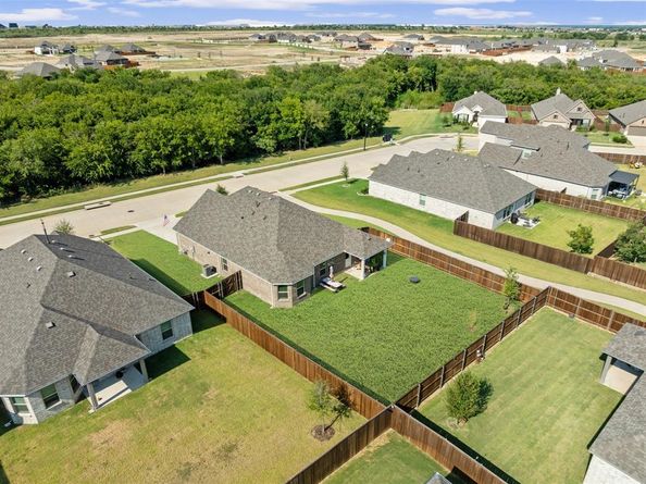 1324  Alderwood Lane , Crowley Texas 76036