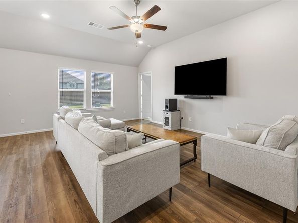 1324  Alderwood Lane , Crowley Texas 76036