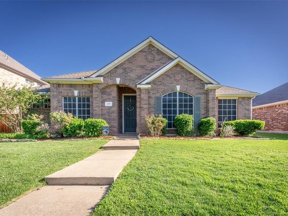 317  Rain Tree Drive , Sunnyvale Texas 75182
