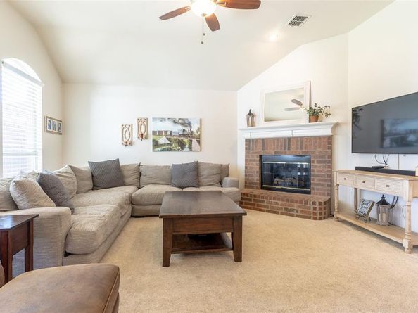 317  Rain Tree Drive , Sunnyvale Texas 75182