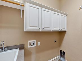 2113  Arches Park Drive , Allen Texas 75013