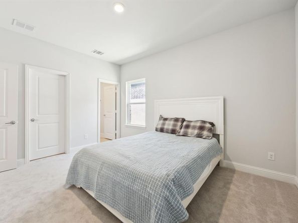 2560  Liverpool Lane , Carrollton Texas 75010