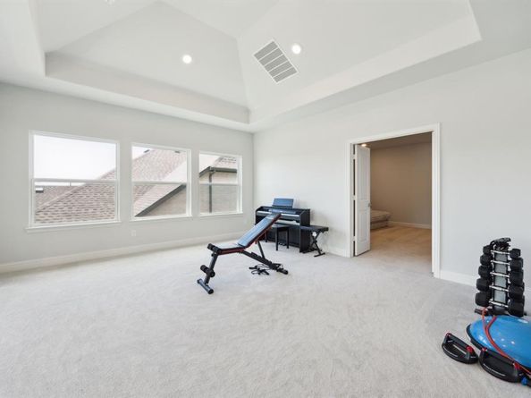 2560  Liverpool Lane , Carrollton Texas 75010