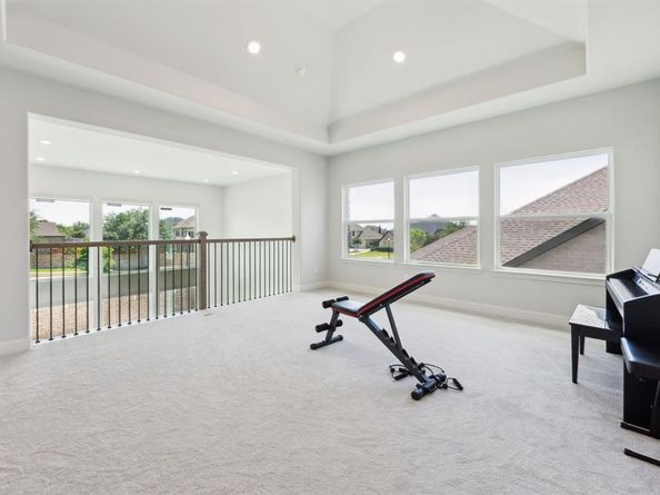 2560  Liverpool Lane , Carrollton Texas 75010