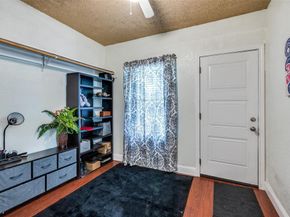1233  Orange Street , Fort Worth Texas 76110